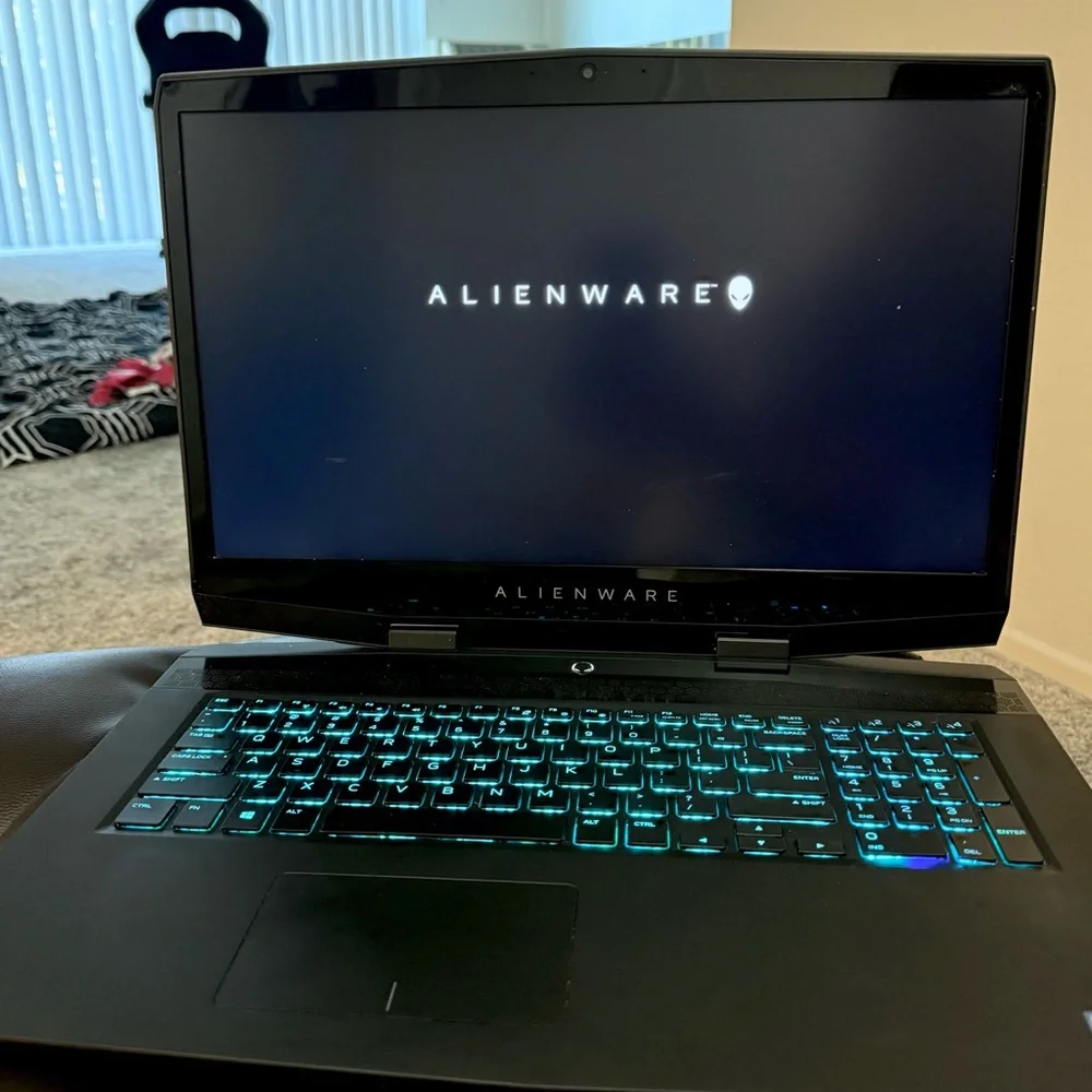 Alienware M17 P37E Gaming Laptop